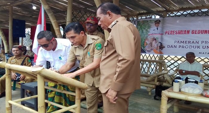 berita-foto-ngada-pks-kartu-kredit-j-700x425